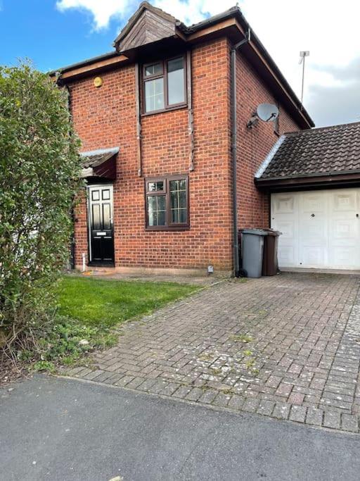 Lakeside View 2 Bedroom House Birmingham Exterior photo